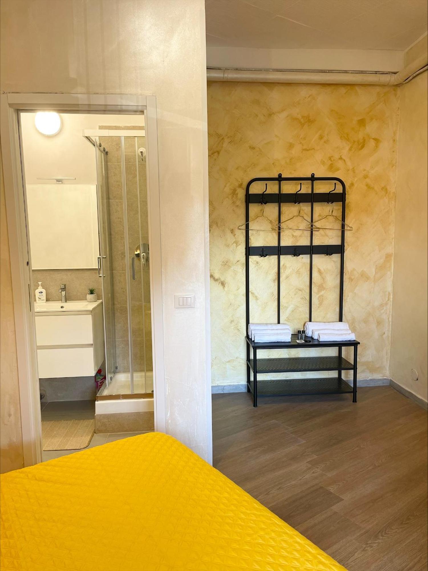 Romoli Rooms And Suites Esterno foto